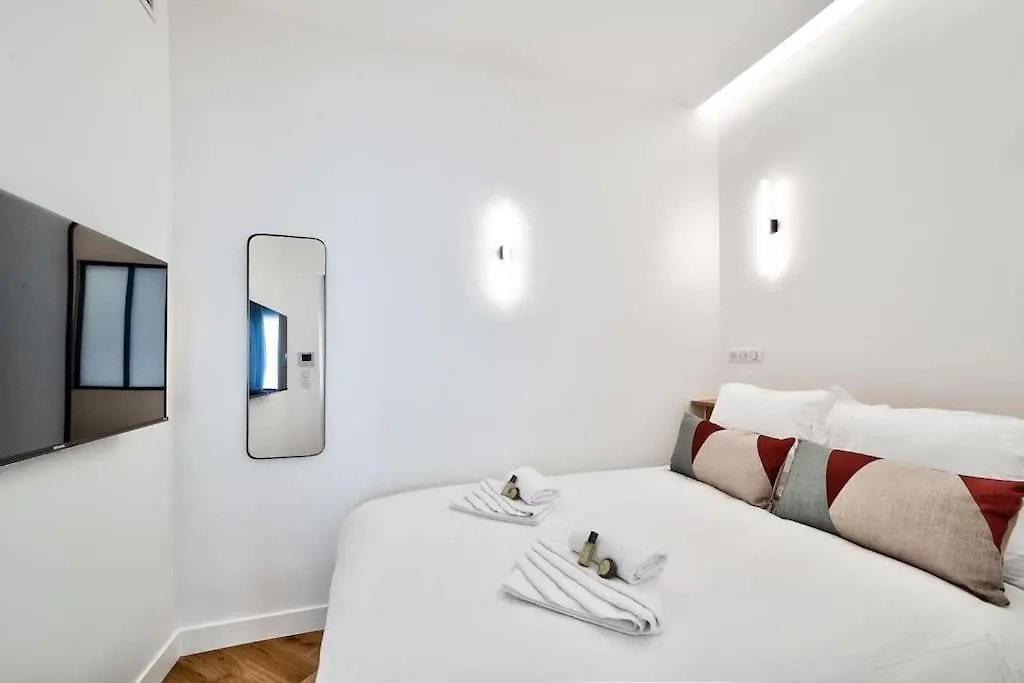 Splendide Appartement Pour 6 Proche Montmartre París Apartamento